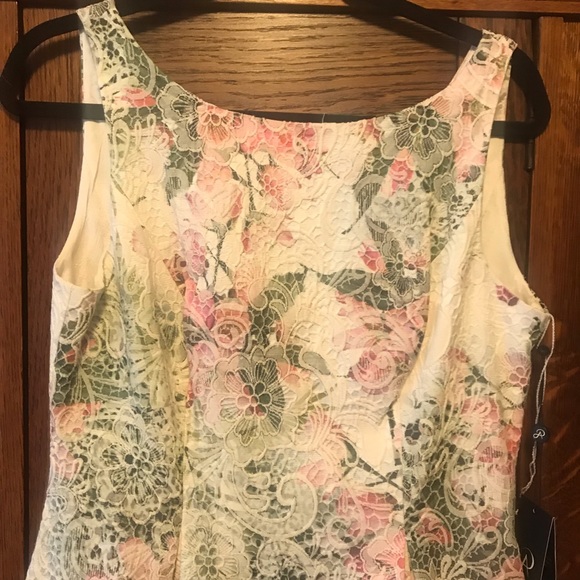 Adriana Papell Beautiful Floral Dress - Picture 2 of 8